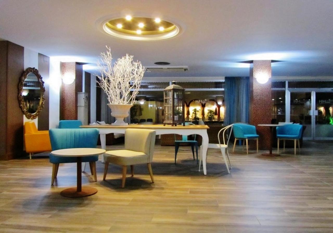 Hotel Miami Calella Eksteriør billede