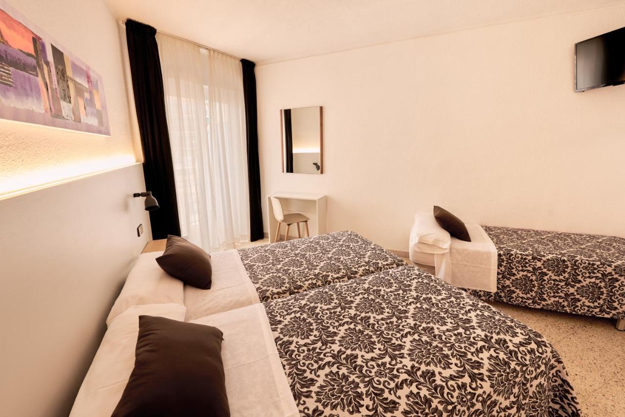 Hotel Miami Calella Eksteriør billede
