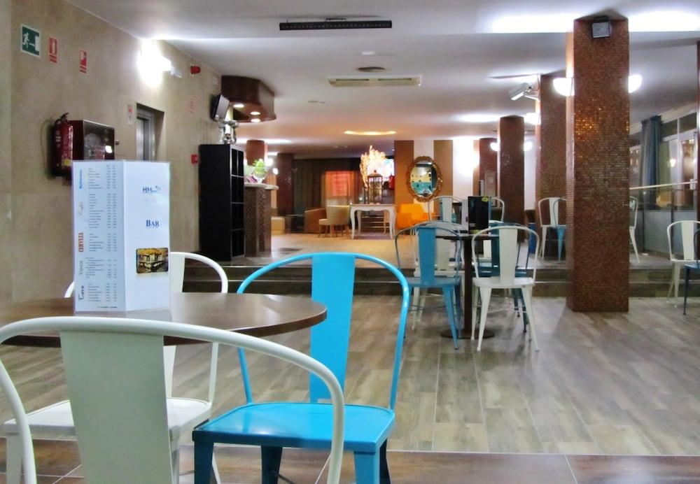 Hotel Miami Calella Eksteriør billede