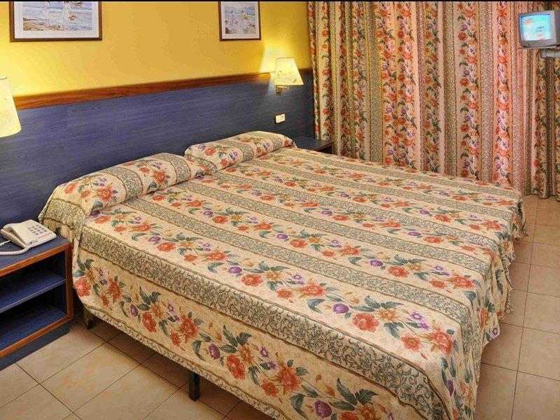Hotel Miami Calella Eksteriør billede